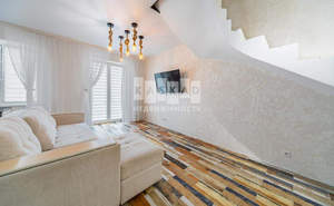 Дом 130м², 3-этажный, участок 4 сот.  