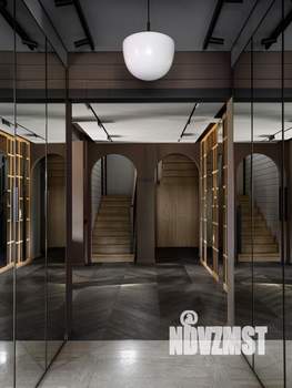 Коттедж 549м&sup2;, 3-этажный, участок 35 сот.  