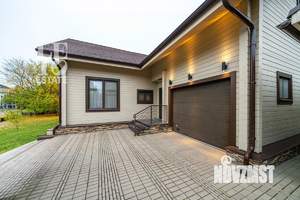 Дом 443м², 2-этажный, участок 18 сот.  