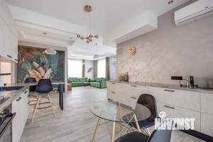 Дом 448м², 2-этажный, участок 16 сот.  