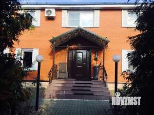 Коттедж 340м², 3-этажный, участок 45 сот.  