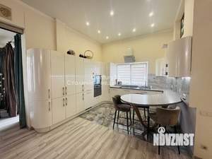 Дом 350м², 2-этажный, участок 7 сот.  