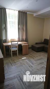 Дом 190м², 2-этажный, участок 10 сот.  