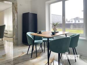 Коттедж 240м², 3-этажный, участок 8 сот.  