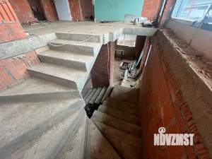 Дом 263м², 2-этажный, участок 6 сот.  