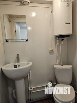 Дом 100м², 2-этажный, участок 7 сот.  