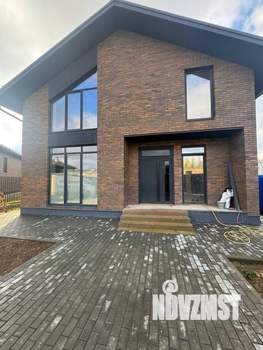 Коттедж 208м², 2-этажный, участок 6 сот.  