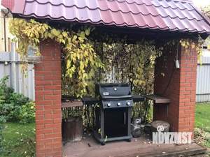 Дом 292м², 2-этажный, участок 10 сот.  