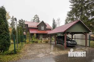 Дом 173м&sup2;, 2-этажный, участок 10 сот.  