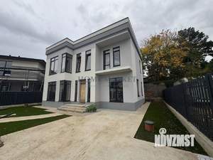 Дом 195м², 2-этажный, участок 5 сот.  