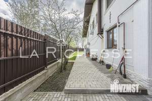 Дом 286м², 2-этажный, участок 11 сот.  