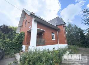Дом 370м², 3-этажный, участок 10 сот.  