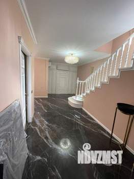 Дом 196м², 2-этажный, участок 11 сот.  