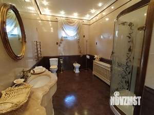 Коттедж 700м², 3-этажный, участок 7 сот.  