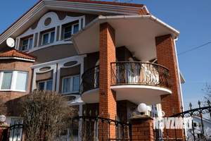 Коттедж 507м², 2-этажный, участок 12 сот.  