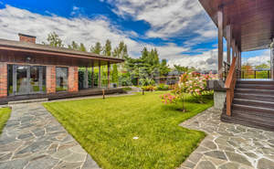 Дом 745м², 2-этажный, участок 20 сот.  