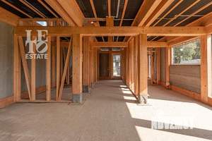 Дом 229м², 2-этажный, участок 8 сот.  