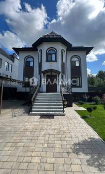 Дом 484м², 4-этажный, участок 6 сот.  