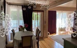 Дом 180м&sup2;, 2-этажный, участок 10 сот.  