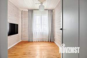 Дом 118м&sup2;, 2-этажный, участок 4 сот.  