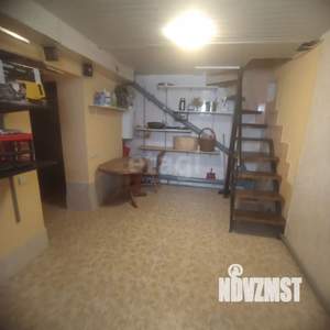 Дом 380м², 3-этажный, участок 10 сот.  