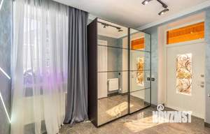 Коттедж 290м², 3-этажный, участок 8 сот.  