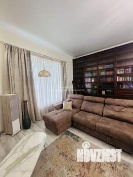 Дом 350м², 2-этажный, участок 7 сот.  