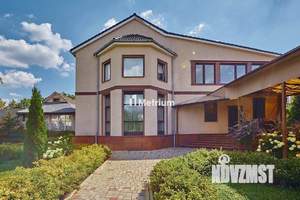 Коттедж 620м², 4-этажный, участок 13 сот.  