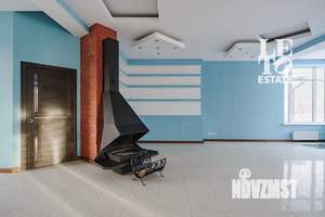 Дом 507м², 3-этажный, участок 25 сот.  