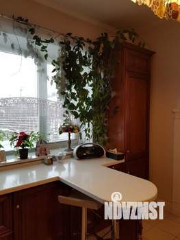 Коттедж 619м², 3-этажный, участок 32 сот.  