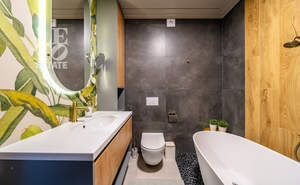 Дом 210м², 3-этажный, участок 4 сот.  