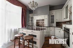 Дом 314м², 2-этажный, участок 12 сот.  