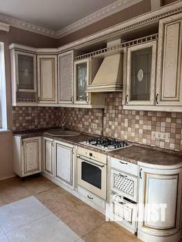 Дом 230м², 3-этажный, участок 14 сот.  