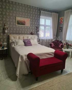 Дом 520м², 3-этажный, участок 15 сот.  