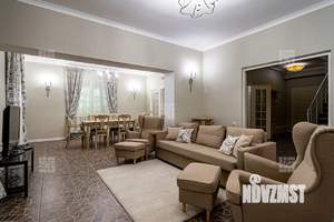 Дом 290м², 2-этажный, участок 17 сот.  