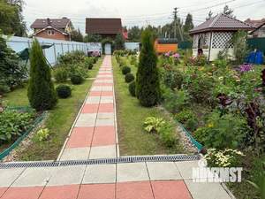 Дом 93м², 2-этажный, участок 8 сот.  