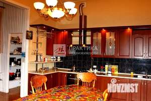 Дом 669м², 2-этажный, участок 10 сот.  