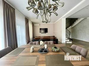 Дом 151м², 2-этажный, участок 6 сот.  