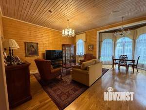 Дом 200м², 2-этажный, участок 11 сот.  