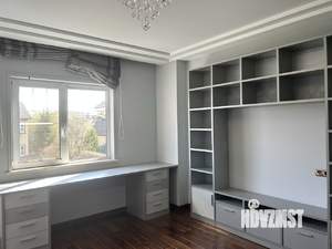 Коттедж 470м², 3-этажный, участок 9 сот.  