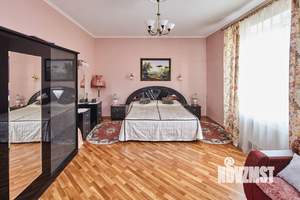 Коттедж 514м², 3-этажный, участок 17 сот.  