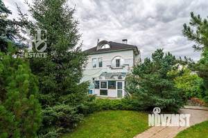 Дом 300м², 3-этажный, участок 14 сот.  