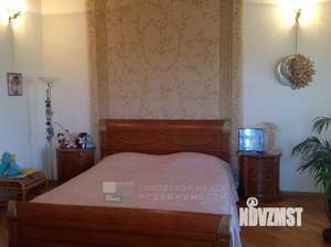 Коттедж 442м², 3-этажный, участок 42 сот.  