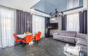 Коттедж 290м², 3-этажный, участок 8 сот.  
