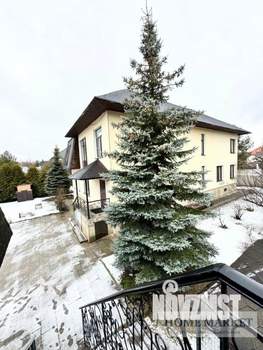 Дом 500м², 2-этажный, участок 15 сот.  