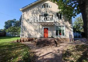 Дом 295м², 4-этажный, участок 5 сот.  