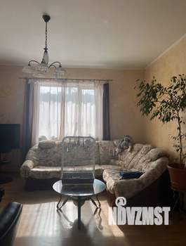 Дом 328м², 2-этажный, участок 6 сот.  