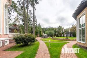 Коттедж 1177м², 4-этажный, участок 25 сот.  