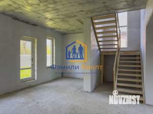 Дом 135м², 2-этажный, участок 6 сот.  