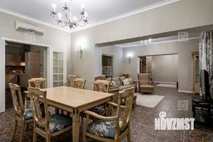 Дом 290м², 2-этажный, участок 17 сот.  